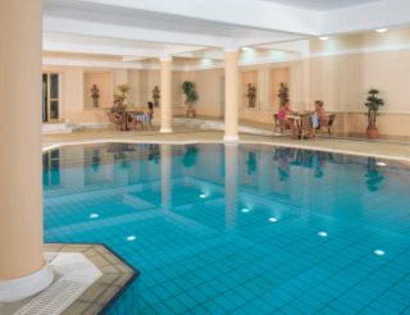 Crown Resorts Henipa Larnaca Bagian luar foto