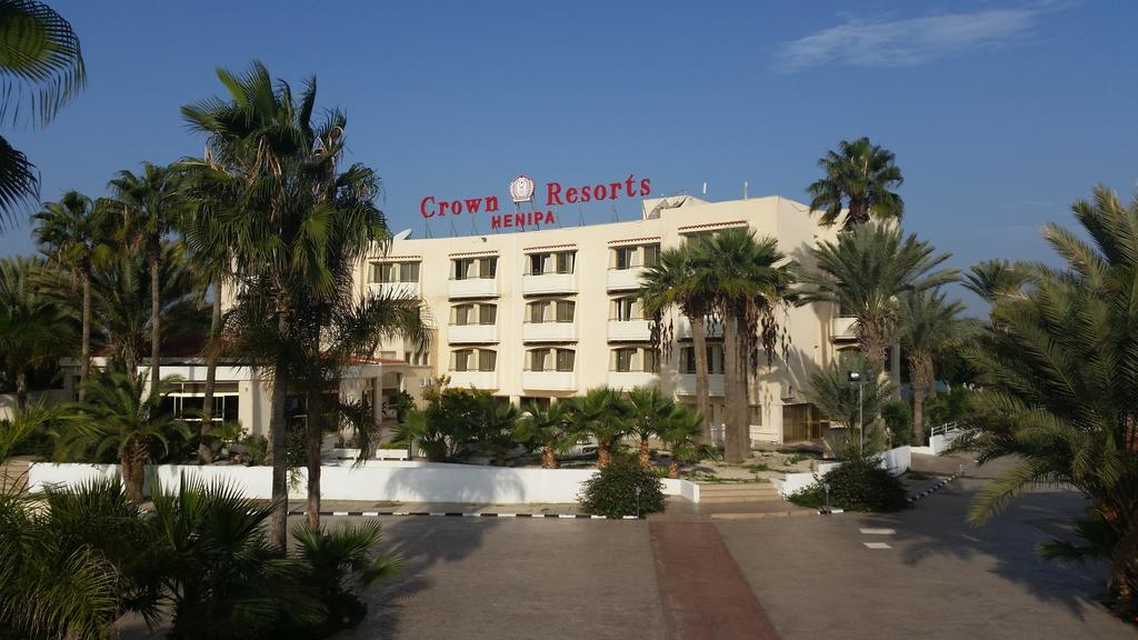 Crown Resorts Henipa Larnaca Bagian luar foto