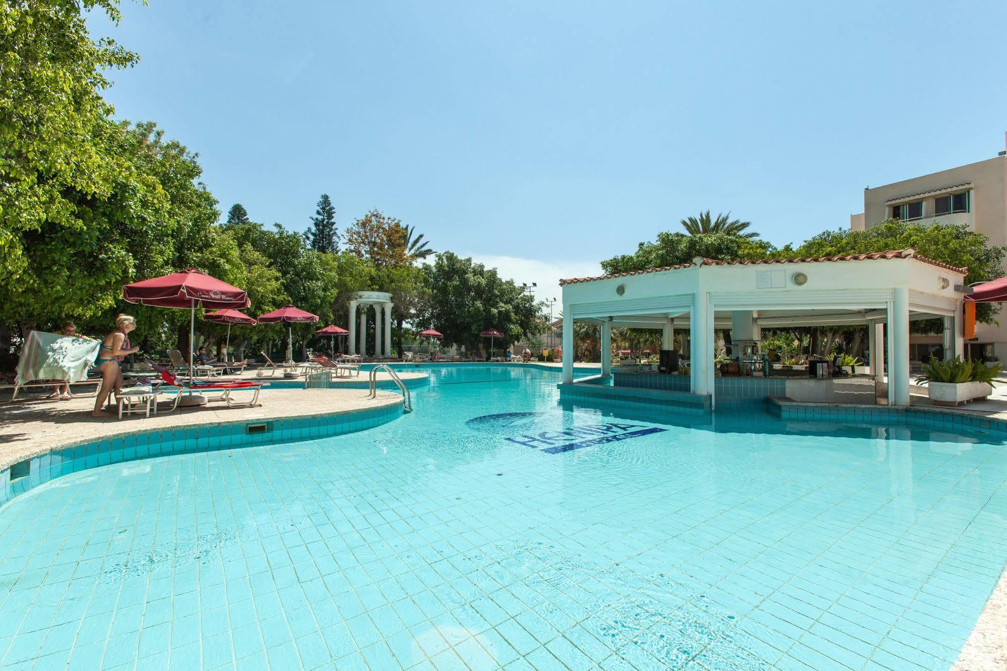 Crown Resorts Henipa Larnaca Bagian luar foto